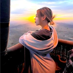 Meet your Posher, Jaja